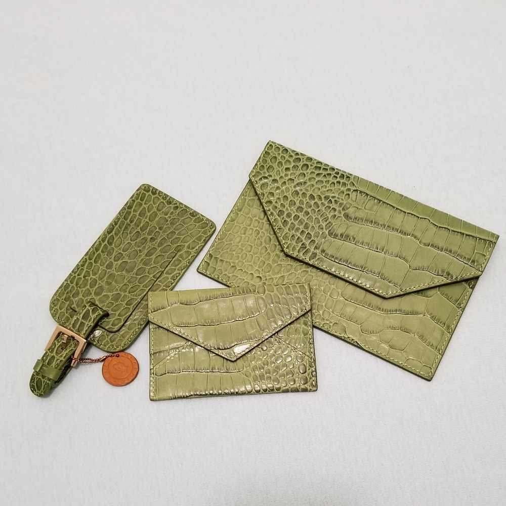 Graphic Image: Leather Accessory Set - image 1